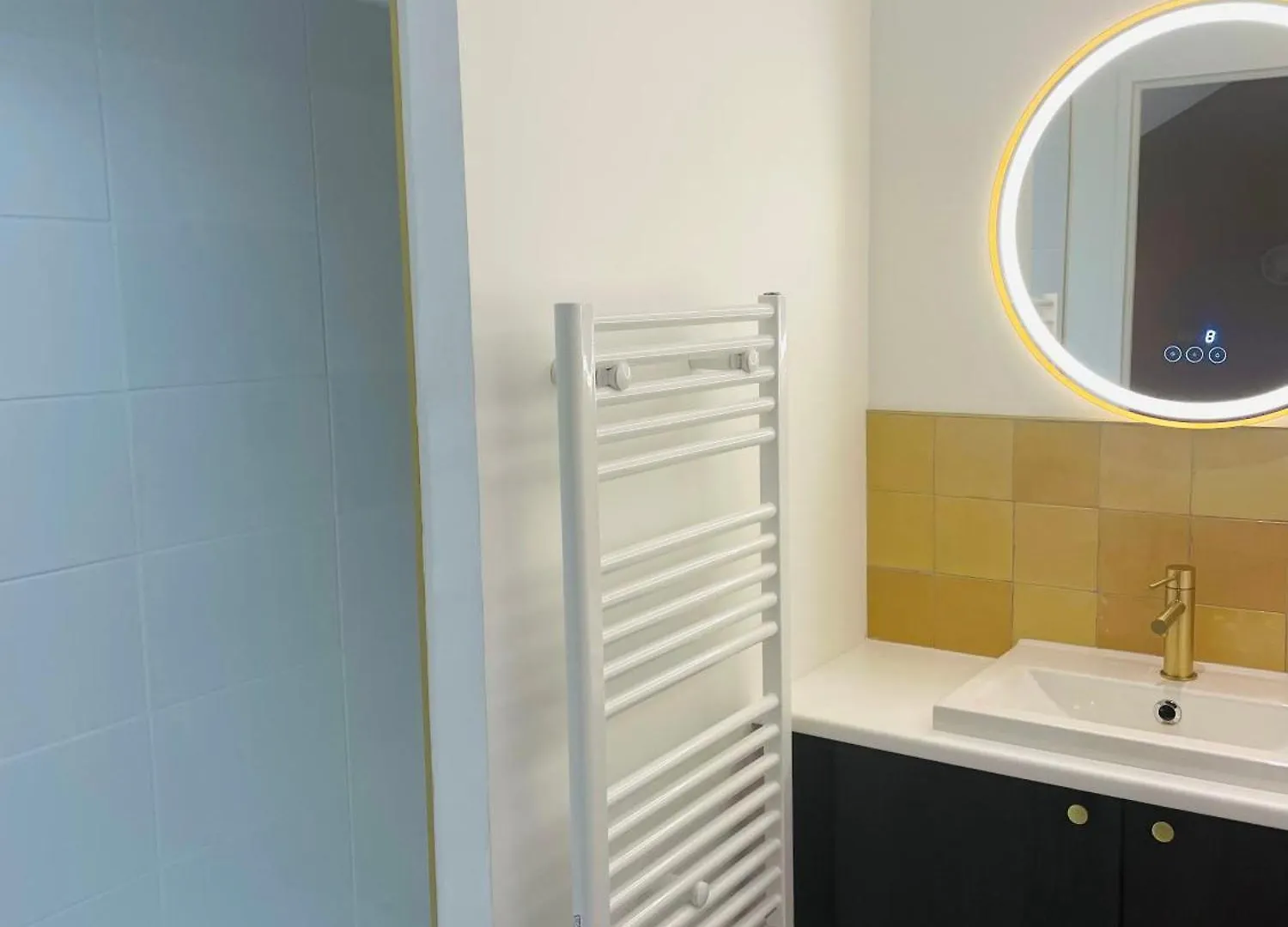Les Casas De Sisi Apartment Chassieu